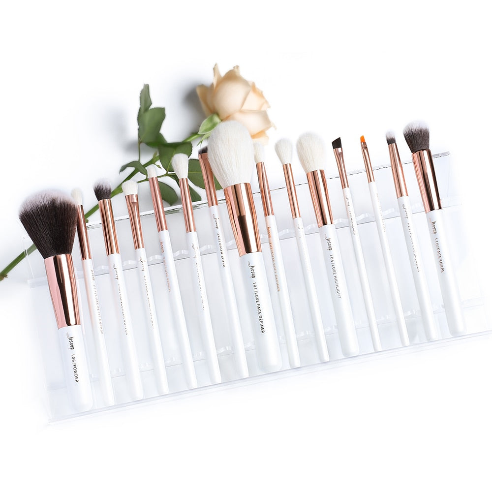 White/Rose Gold Makeup Brushes