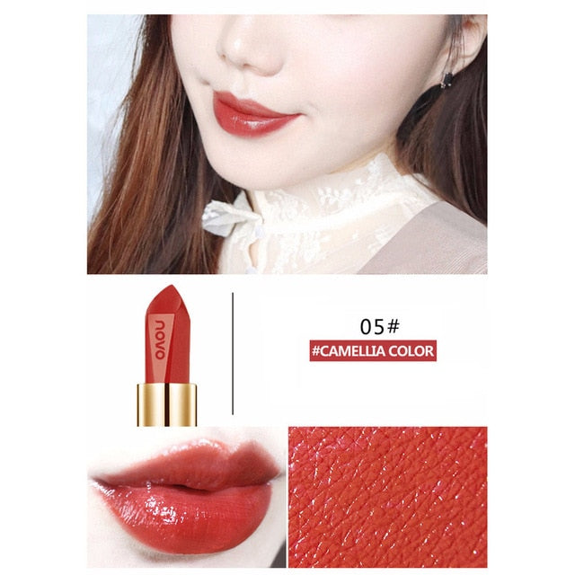 Waterproof glossy lipstick
